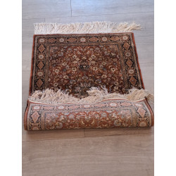 China reine Seide ca. 1.000.000 Knoten pro m2 Maß 92 x 63 cm