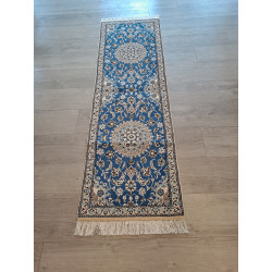 Persien Nain seltenes Maß mit Blumenseide Maß 202 x 62 cm