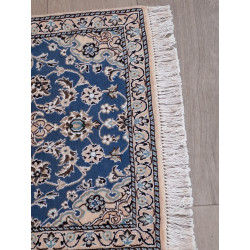 Persien Nain seltenes Maß mit Blumenseide Maß 202 x 62 cm